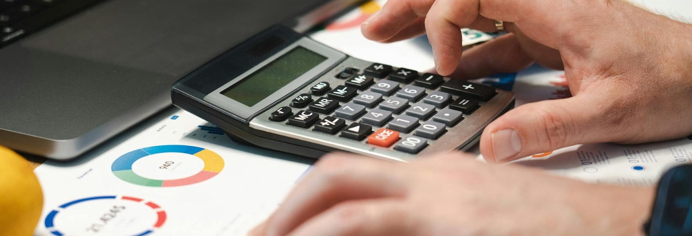 Costs Involved in Hiring a Debt Collection Lawyer